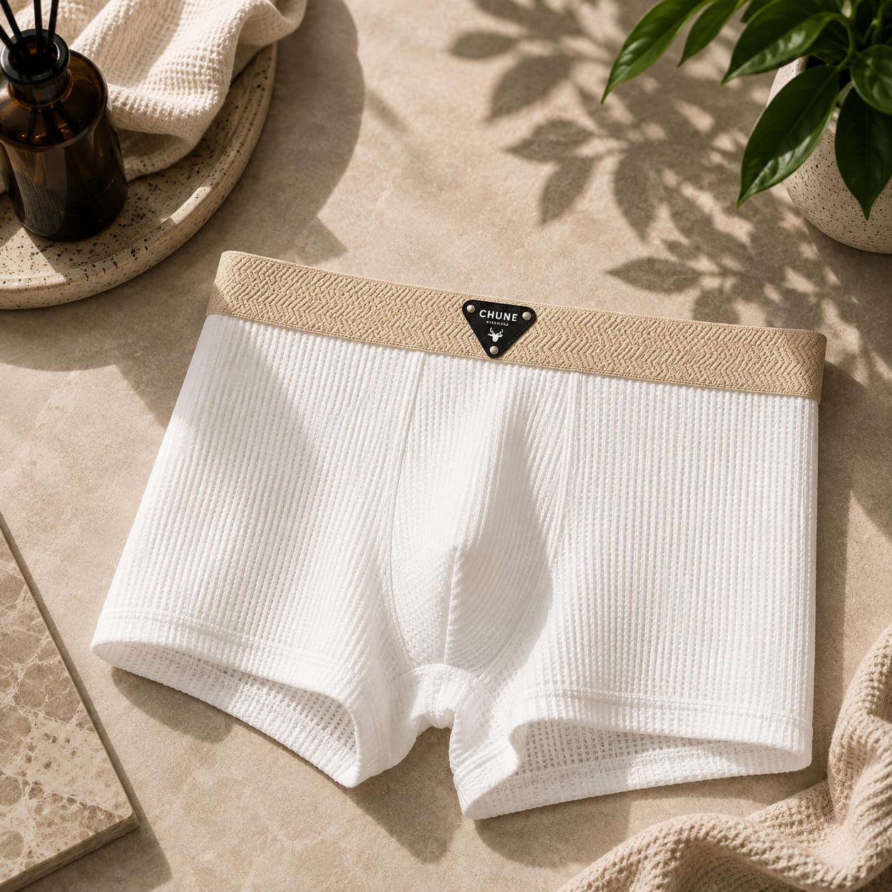 CHUNE PREMIUM BOXER (WHITE)